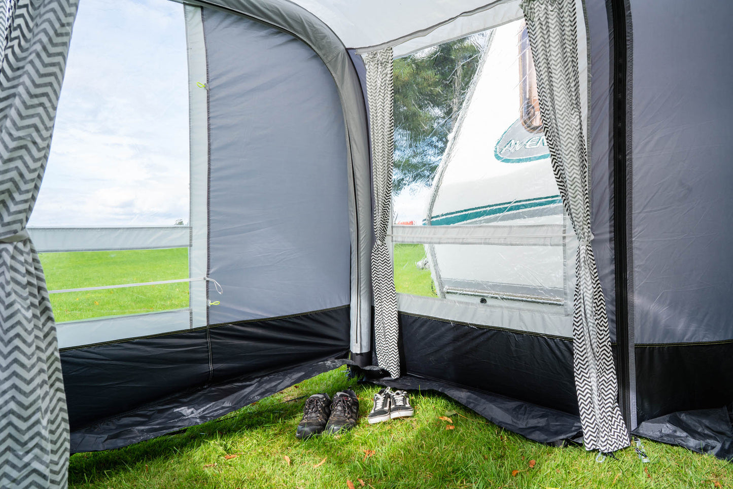 OLPRO View 420 Caravan Inflatable Porch Awning With Porch Extension